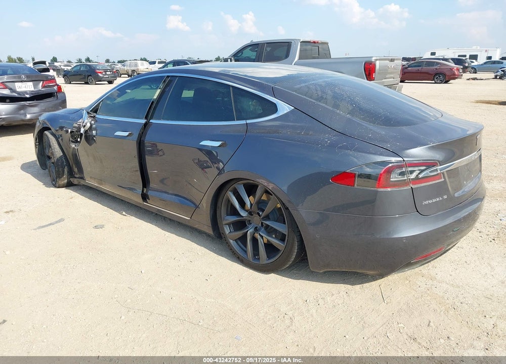 2018 TESLA MODEL S VIN: 5YJSA1E28JF259389
