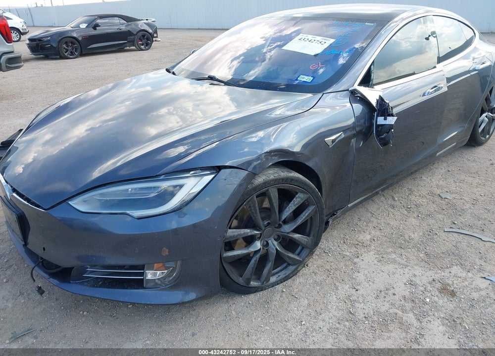 2018 TESLA MODEL S VIN: 5YJSA1E28JF259389
