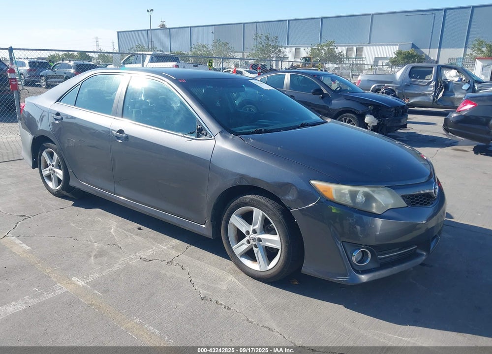 2012 TOYOTA CAMRY SE VIN: 4T1BF1FK6CU093654