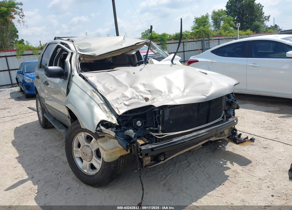 2004 FORD ESCAPE XLT VIN: 1FMCU03144KA51142