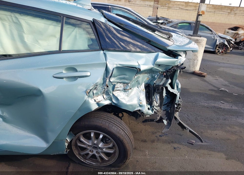 2016 TOYOTA PRIUS TWO VIN: JTDKBRFUXG3003899