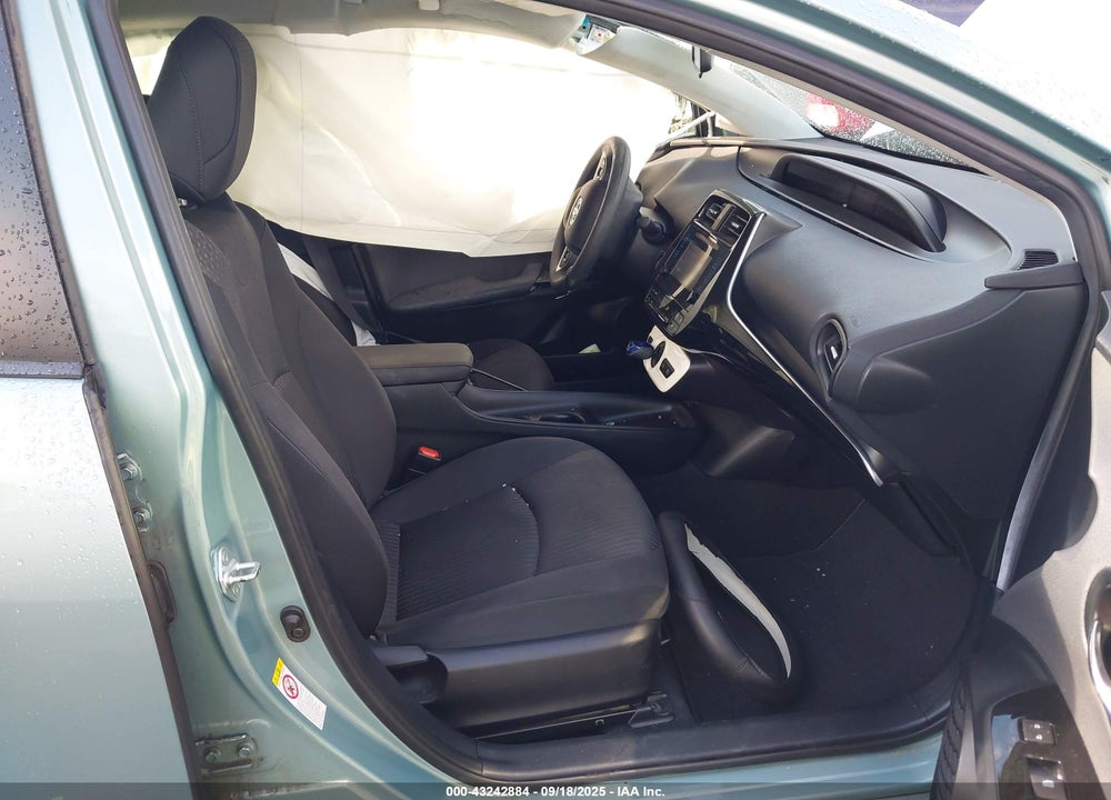 2016 TOYOTA PRIUS TWO VIN: JTDKBRFUXG3003899