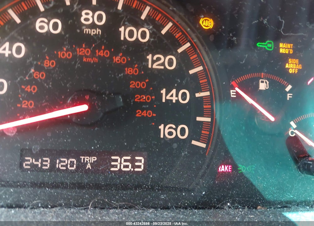 2004 HONDA ACCORD 2.4 EX VIN: 1HGCM72504A018650