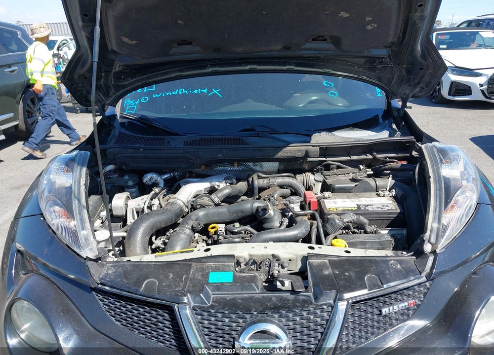 2013 NISSAN JUKE VIN: JN8AF5MV8DT220145