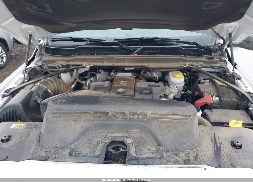 2024 RAM 2500 BIG HORN 4X4 6'4 BOX VIN: 3C6UR5DL2RG303435