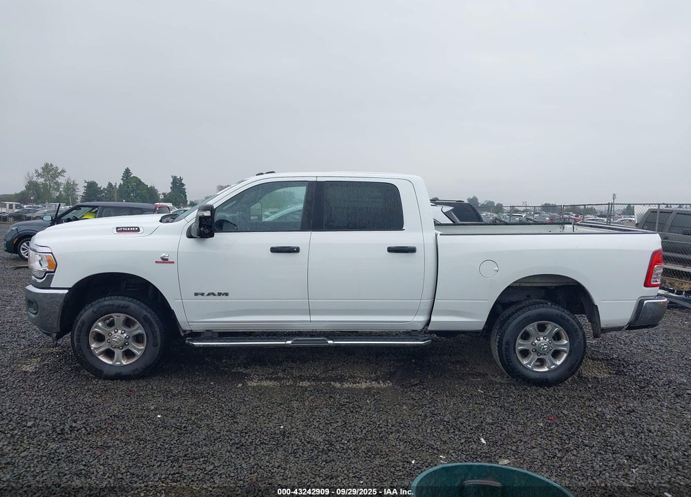 2024 RAM 2500 BIG HORN 4X4 6'4 BOX VIN: 3C6UR5DL2RG303435