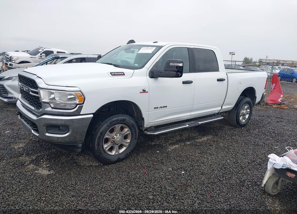 2024 RAM 2500 BIG HORN 4X4 6'4 BOX VIN: 3C6UR5DL2RG303435