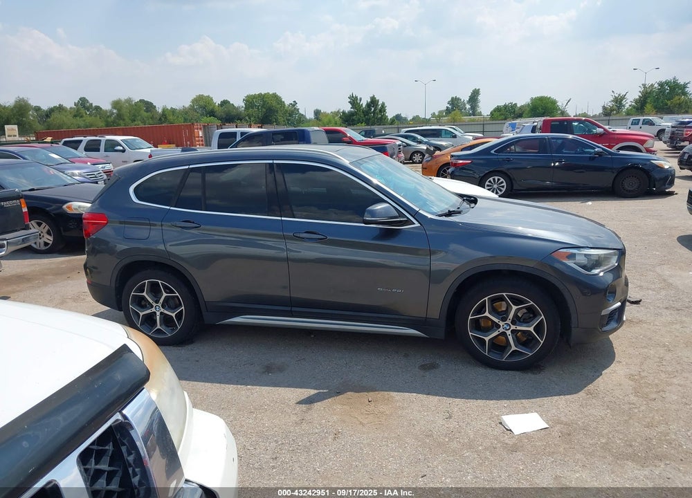2017 BMW X1 VIN: WBXHU7C35H5H33834