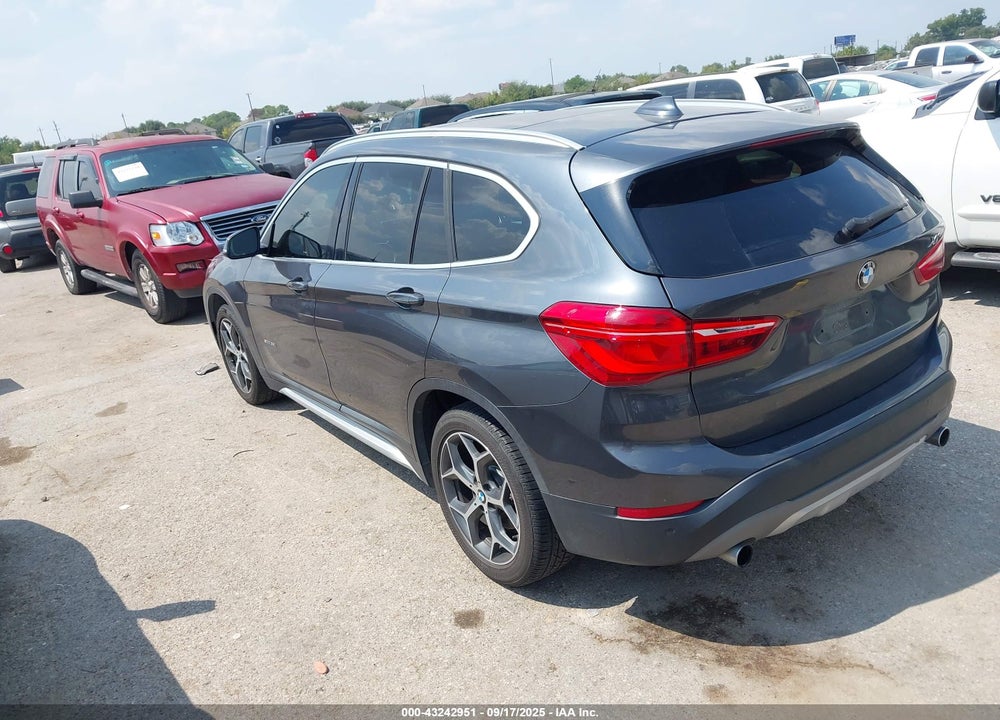2017 BMW X1 VIN: WBXHU7C35H5H33834