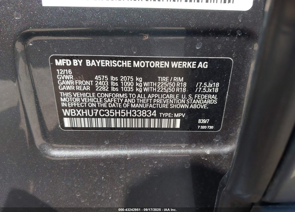 2017 BMW X1 VIN: WBXHU7C35H5H33834