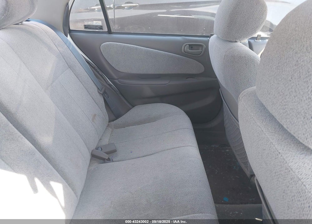 1998 CHEVROLET PRIZM LSI VIN: 1Y1SK5280WZ444904