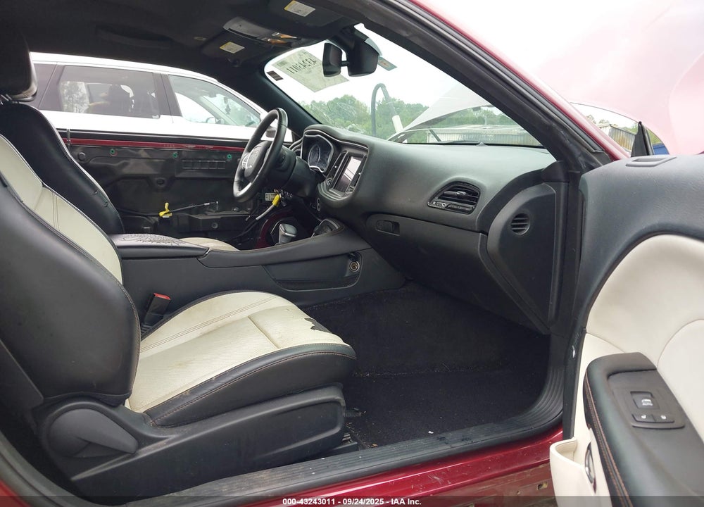 2017 DODGE CHALLENGER SXT PLUS VIN: 2C3CDZAG1HH633216