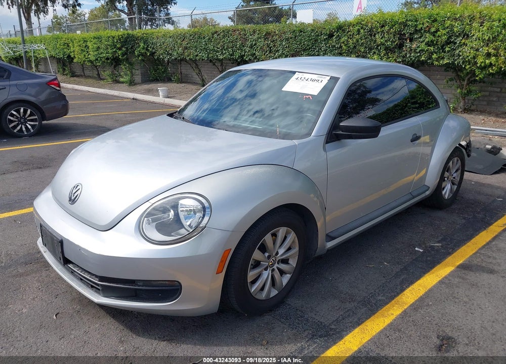 2016 VOLKSWAGEN BEETLE VIN: 3VWF17ATXGM617628