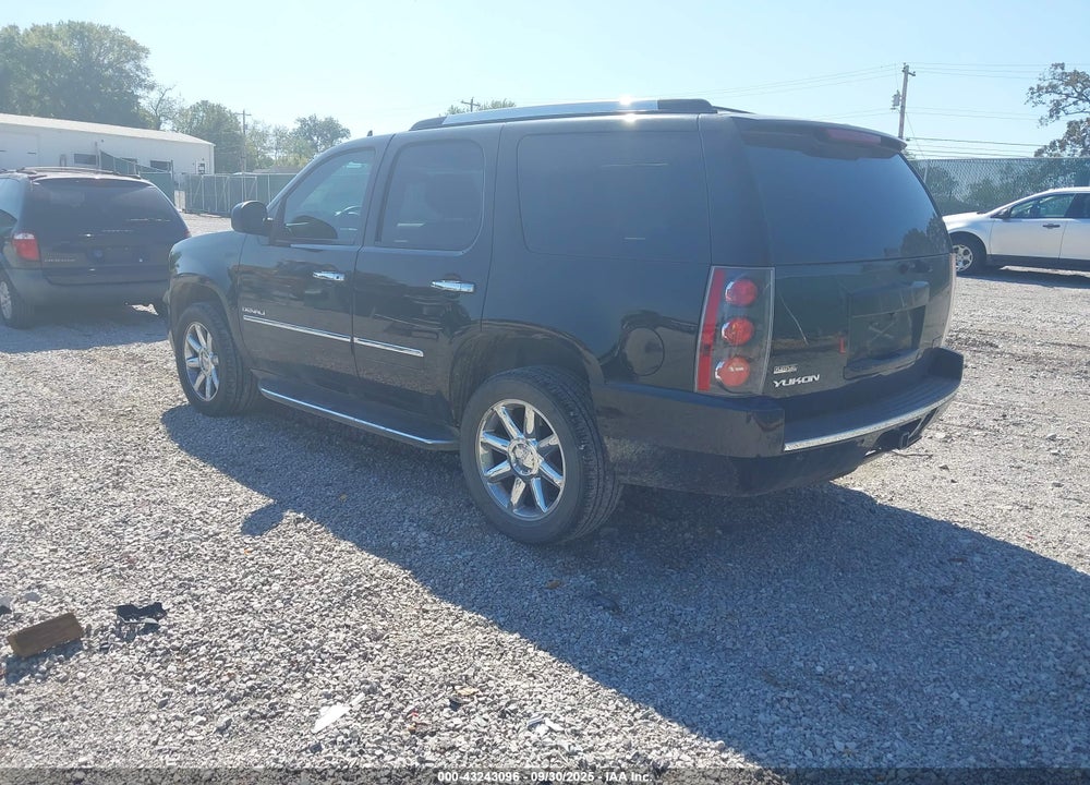 2011 GMC YUKON VIN: 1GKS2EEF7BR359667