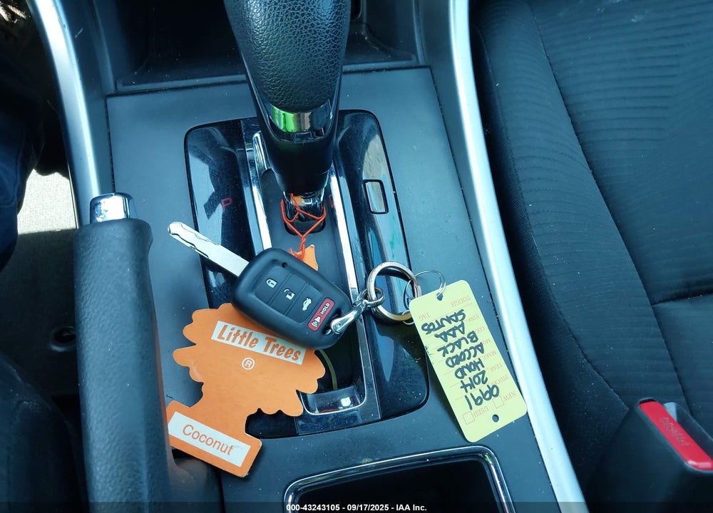 2014 HONDA ACCORD LX VIN: 1HGCR2F36EA122204