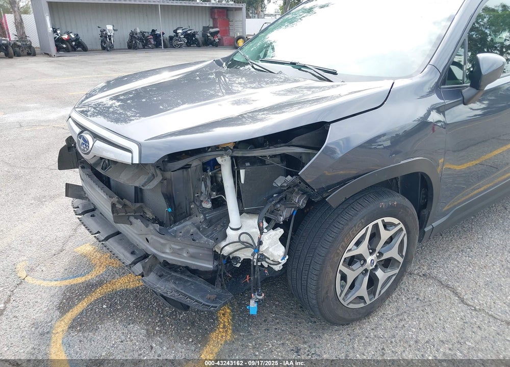 2020 SUBARU FORESTER PREMIUM VIN: JF2SKAJC5LH470436