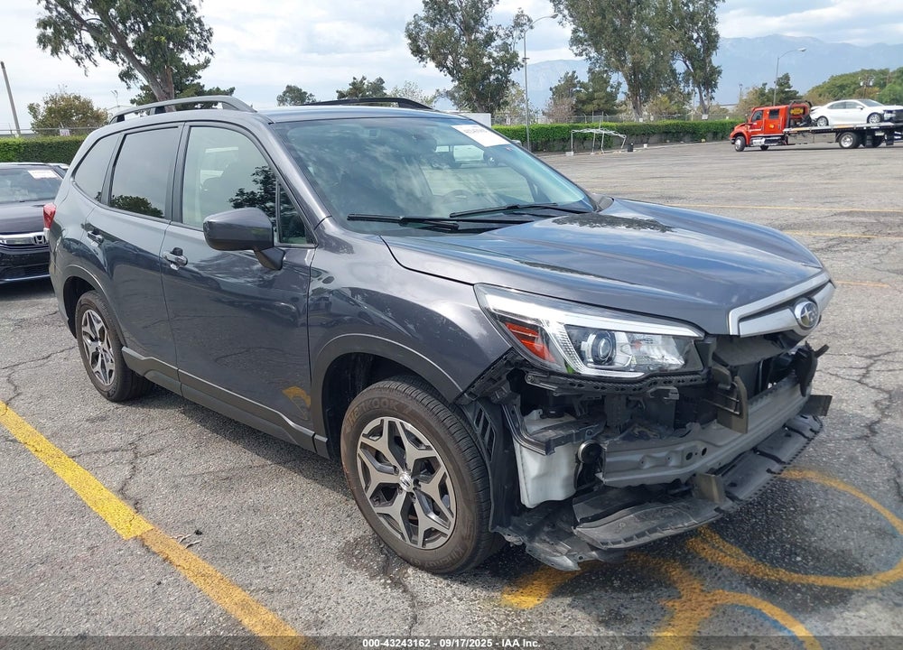 2020 SUBARU FORESTER PREMIUM VIN: JF2SKAJC5LH470436