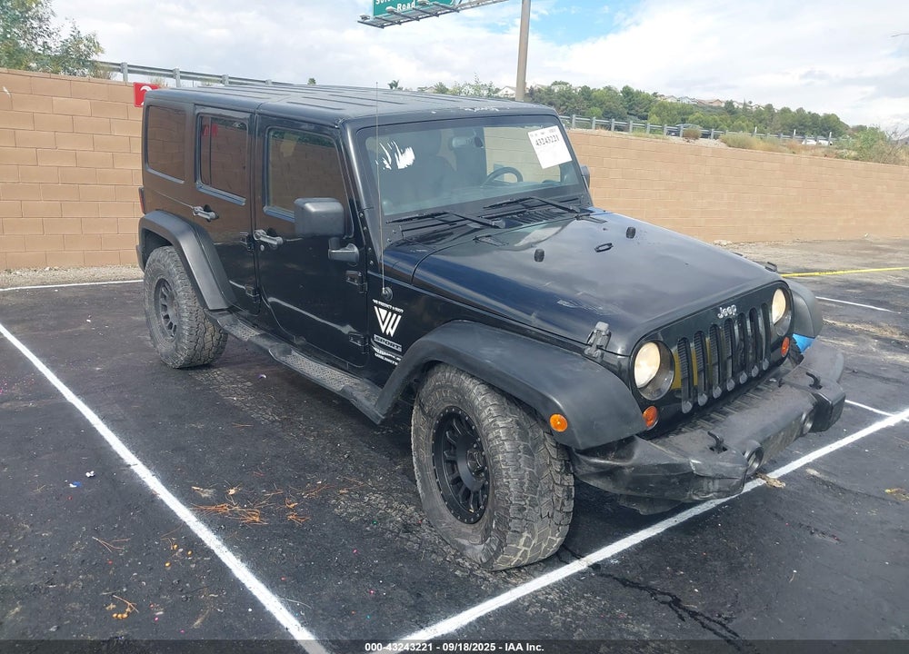 2013 JEEP WRANGLER UNLIMITED SPORT VIN: 1C4HJWDG8DL582041