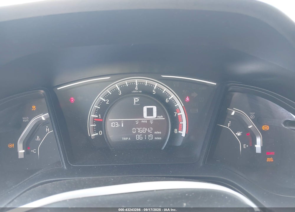 2018 HONDA CIVIC VIN: 2HGFC2F56JH608250