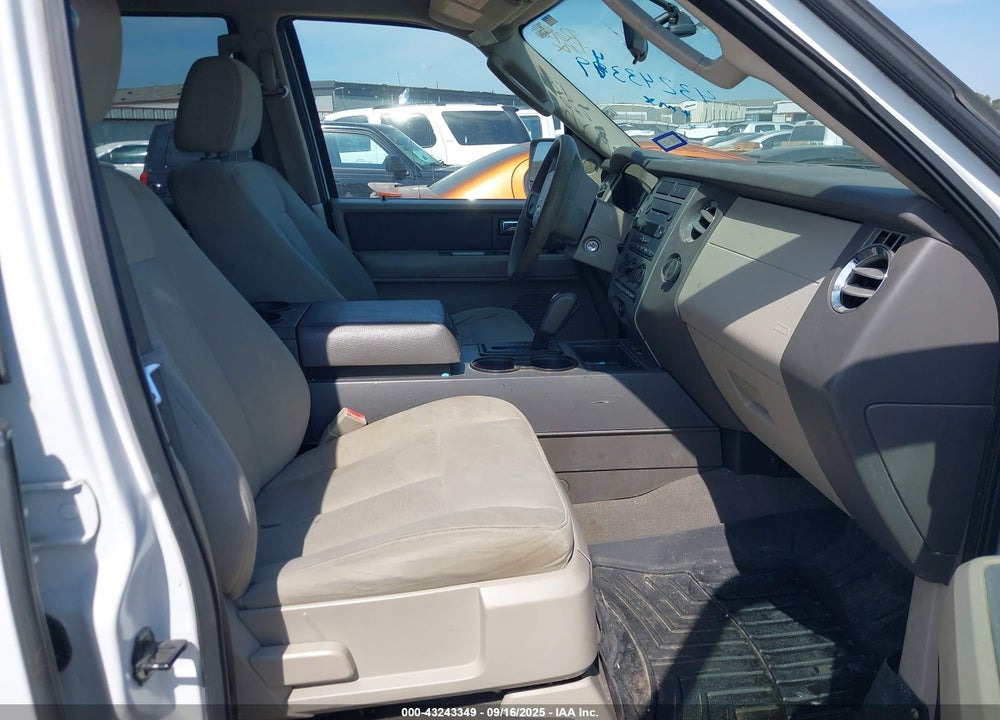 2007 FORD EXPEDITION XLT VIN: 1FMFU15547LA87981