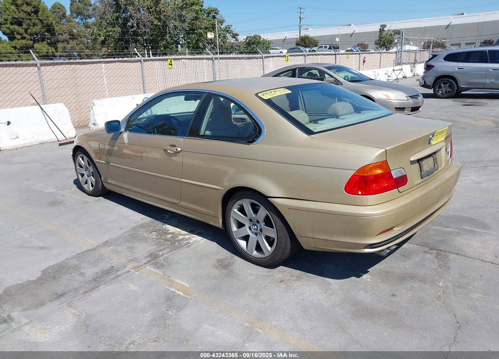 2001 BMW 325CI VIN: WBABN33431JW57832