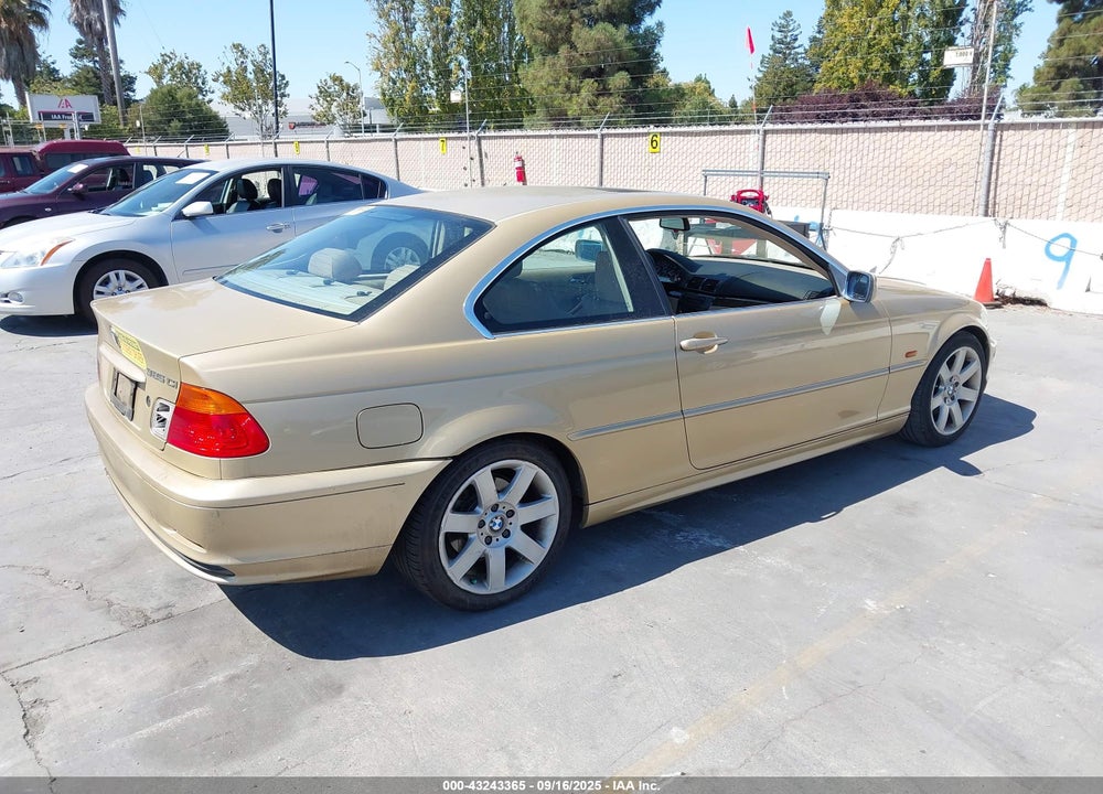 2001 BMW 325CI VIN: WBABN33431JW57832