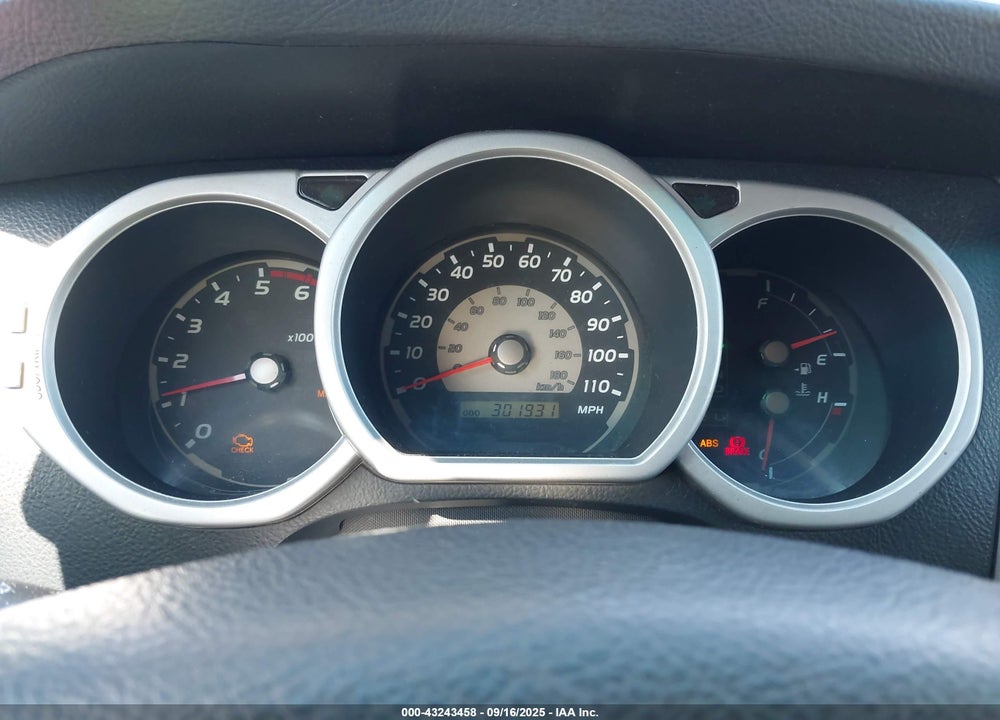 2003 TOYOTA 4RUNNER SR5 SPORT V8 VIN: JTEBT14R130003035