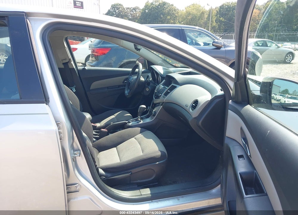 2013 CHEVROLET CRUZE LS AUTO VIN: 1G1PA5SH9D7318412