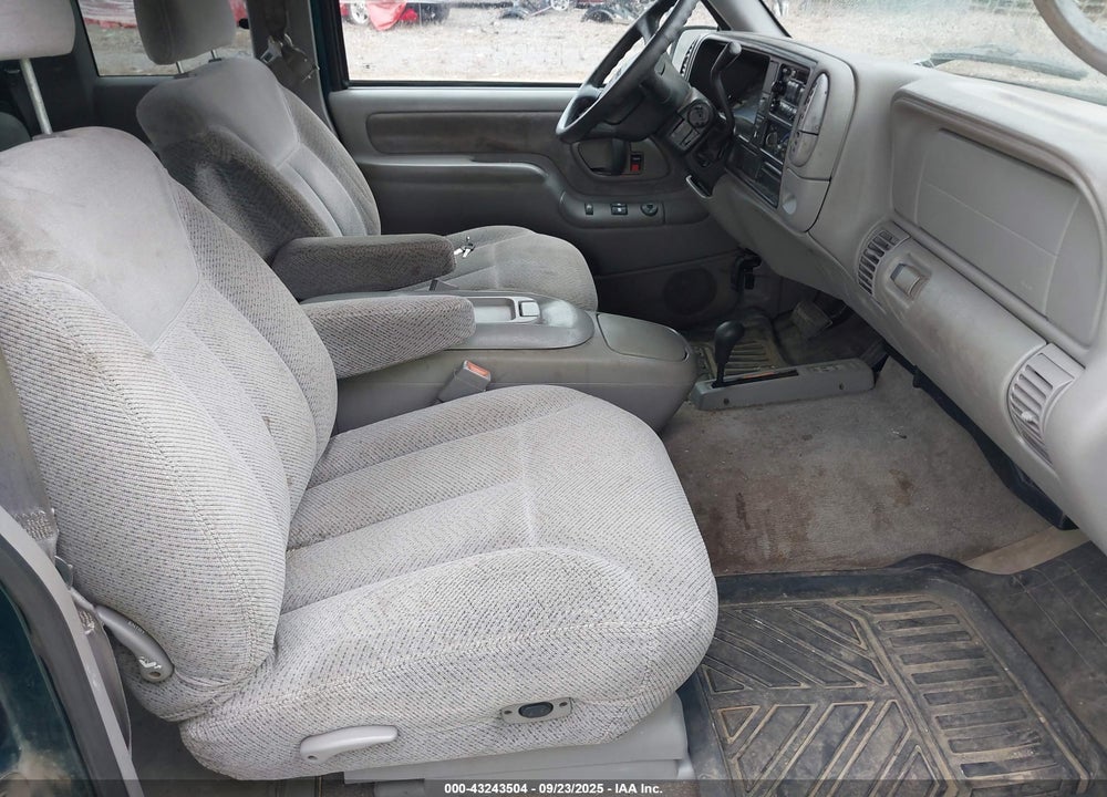 1998 GMC SIERRA 1500 SL WIDESIDE VIN: 2GTEK19R6W1511460