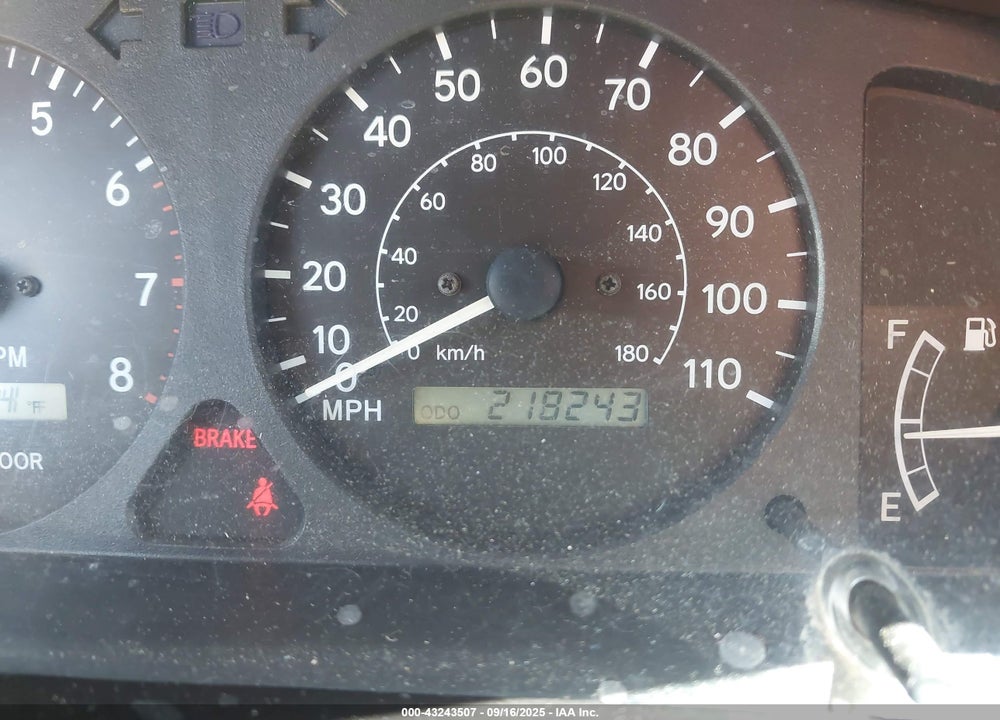 2001 TOYOTA COROLLA LE VIN: 2T1BR12E71C421556