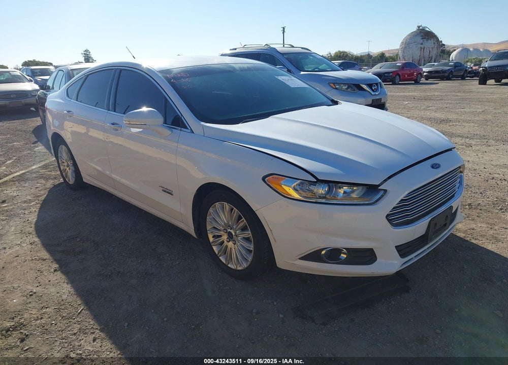 2015 FORD FUSION ENERGI SE LUXURY VIN: 3FA6P0PU1FR281660