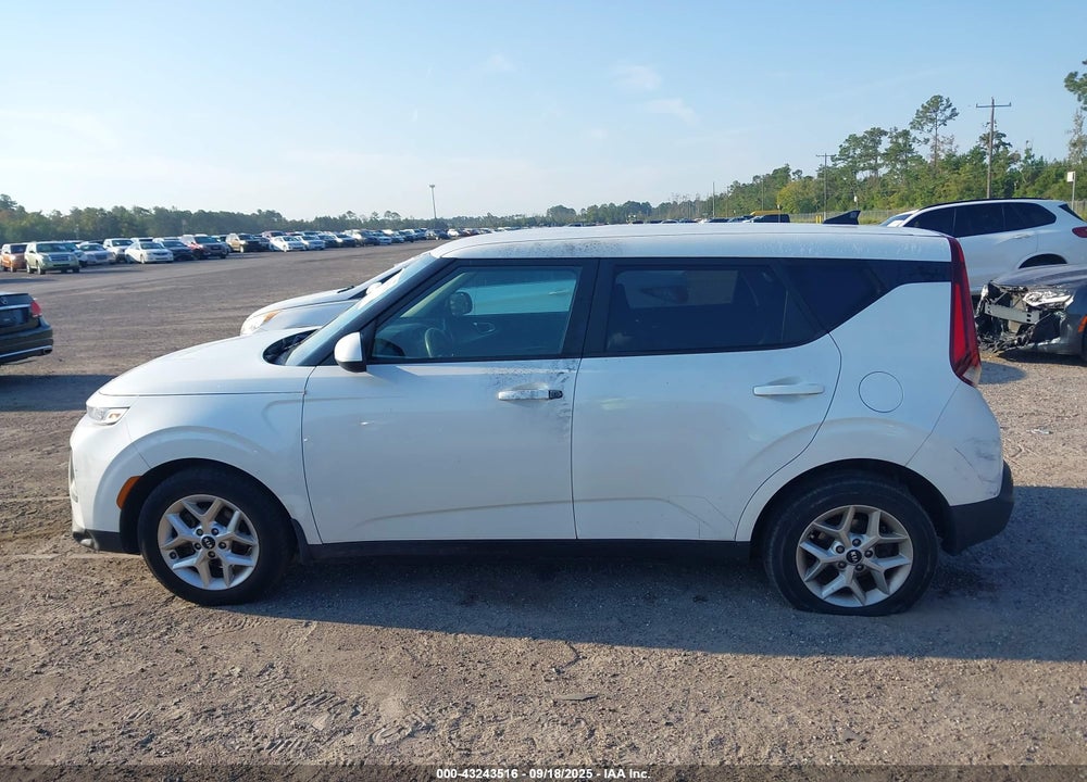 2021 KIA SOUL VIN: KNDJ23AU1M7128424