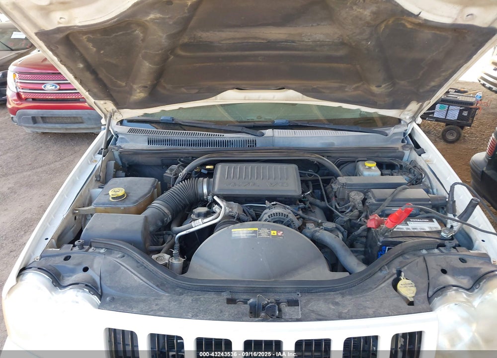 2006 JEEP GRAND CHEROKEE LAREDO VIN: 1J4HR48N06C217498