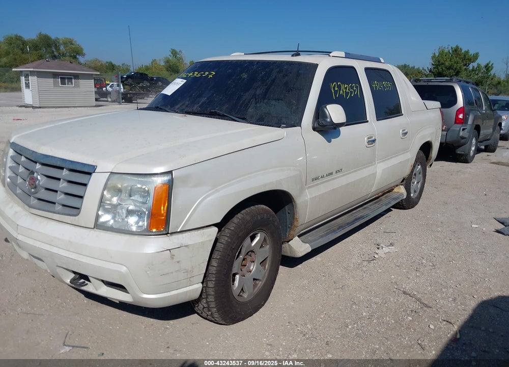 2003 CADILLAC ESCALADE EXT STANDARD VIN: 3GYEK63N13G314440
