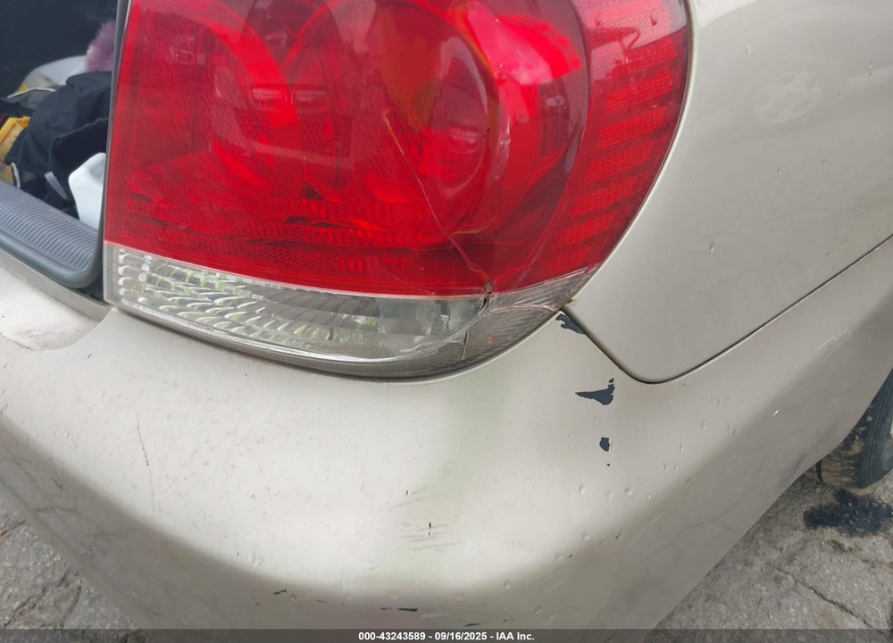 2005 TOYOTA CAMRY LE VIN: 4T1BE32K25U995760