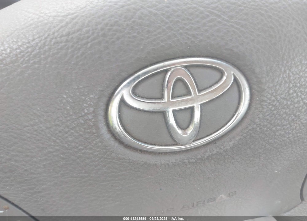 2005 TOYOTA CAMRY LE VIN: 4T1BE32K25U995760