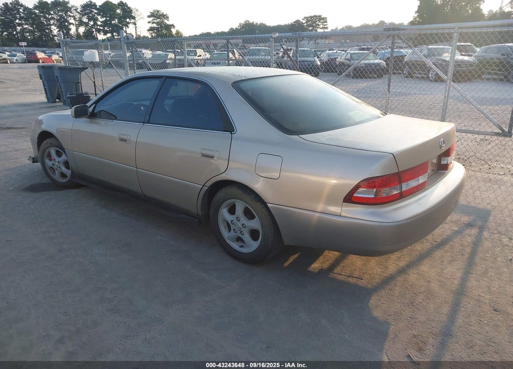 2001 LEXUS ES 300 VIN: JT8BF28G015112529