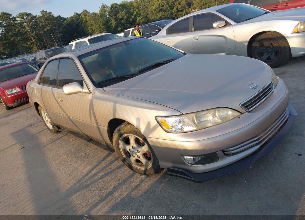 2001 LEXUS ES 300 VIN: JT8BF28G015112529