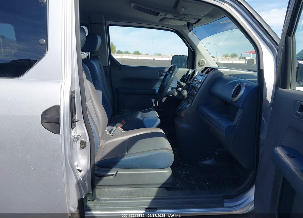 2004 HONDA ELEMENT EX VIN: 5J6YH18584L010100
