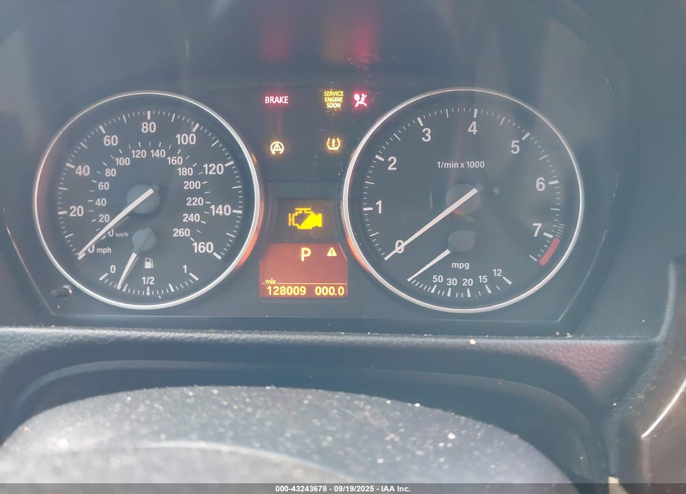 2009 BMW 3 SERIES VIN: WBAPH77549NL82354