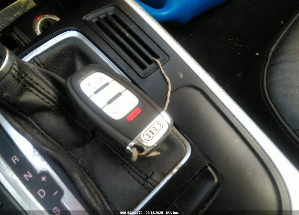 2012 AUDI A4 2.0T PREMIUM VIN: WAUAFAFL5CN021098