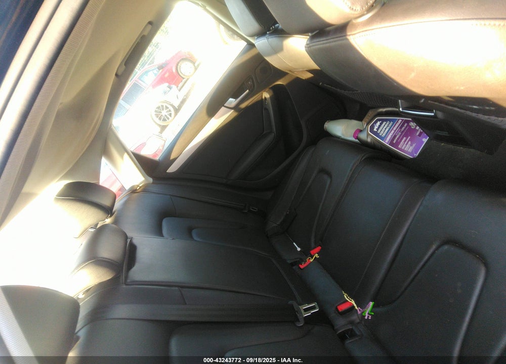 2012 AUDI A4 2.0T PREMIUM VIN: WAUAFAFL5CN021098