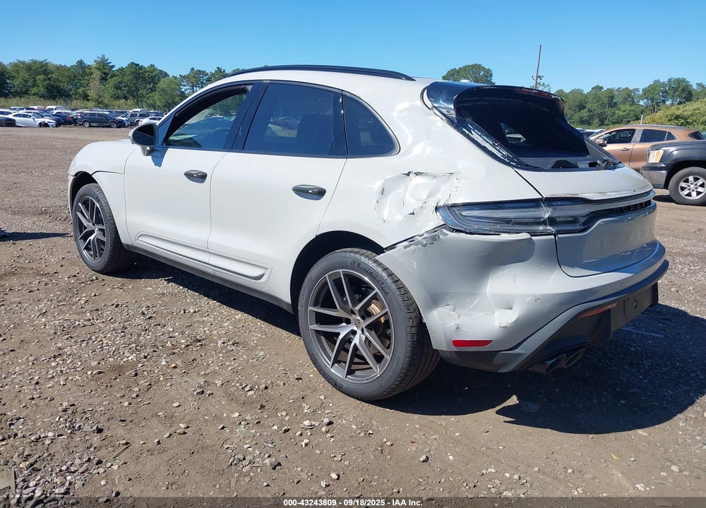 2024 PORSCHE MACAN T VIN: WP1AA2A59RLB17464
