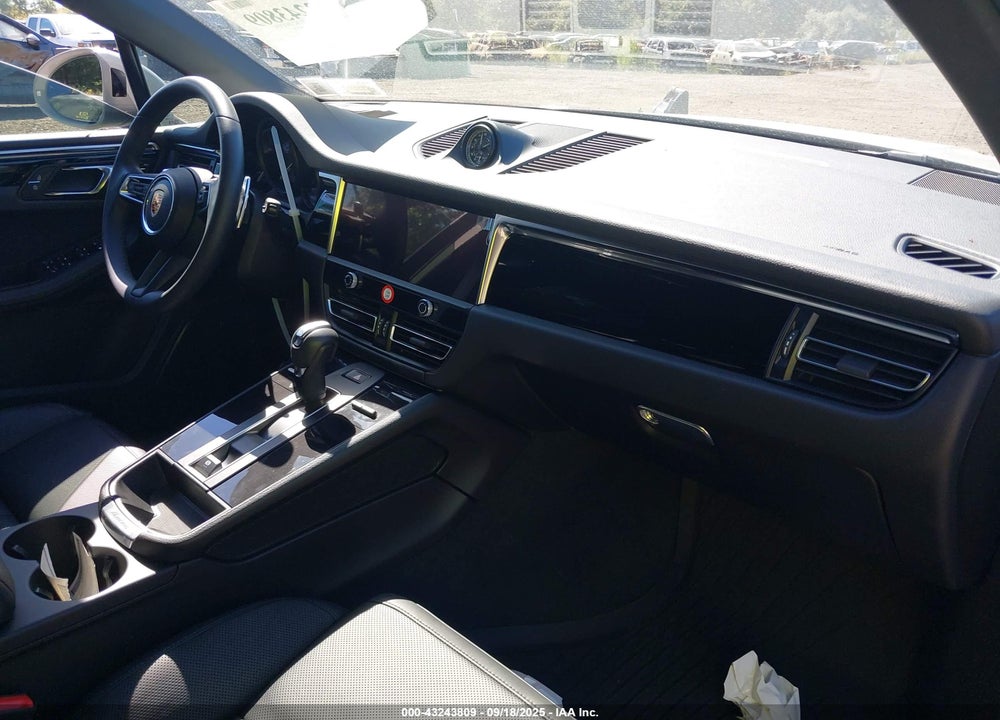 2024 PORSCHE MACAN T VIN: WP1AA2A59RLB17464
