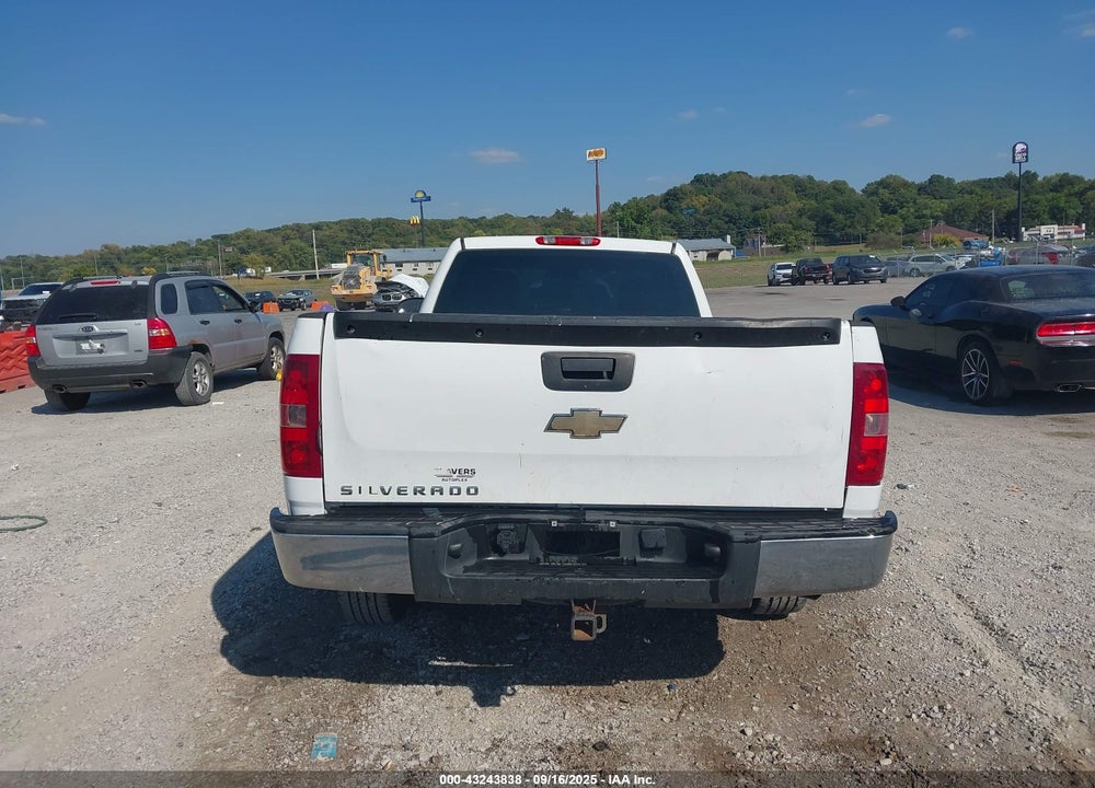 2011 CHEVROLET SILVERADO 1500 WORK TRUCK VIN: 1GCNCPE06BZ409987