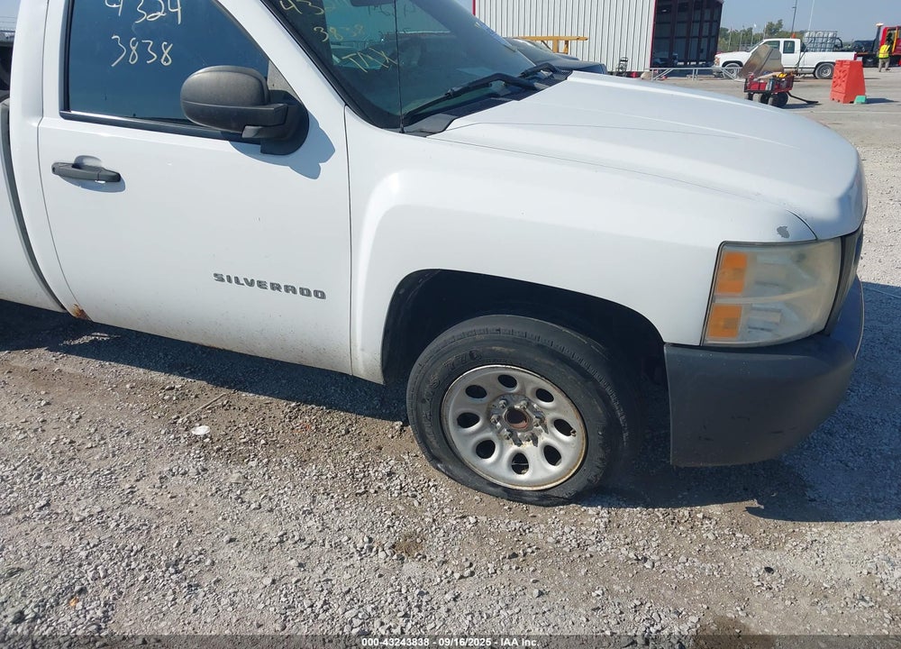 2011 CHEVROLET SILVERADO 1500 WORK TRUCK VIN: 1GCNCPE06BZ409987