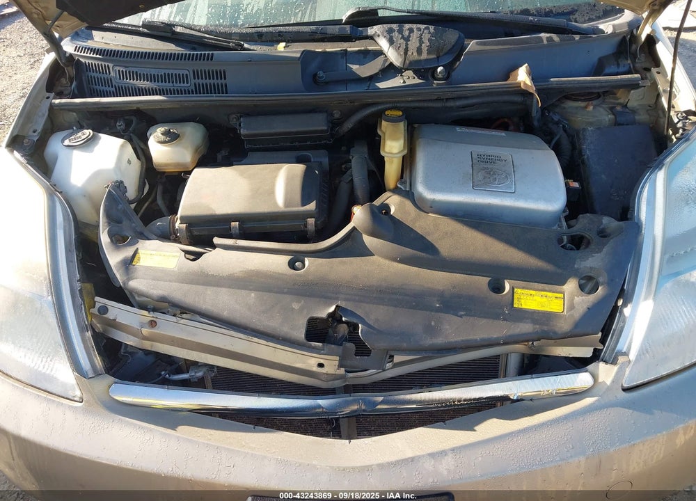 2008 TOYOTA PRIUS TOURING VIN: JTDKB20U883452757