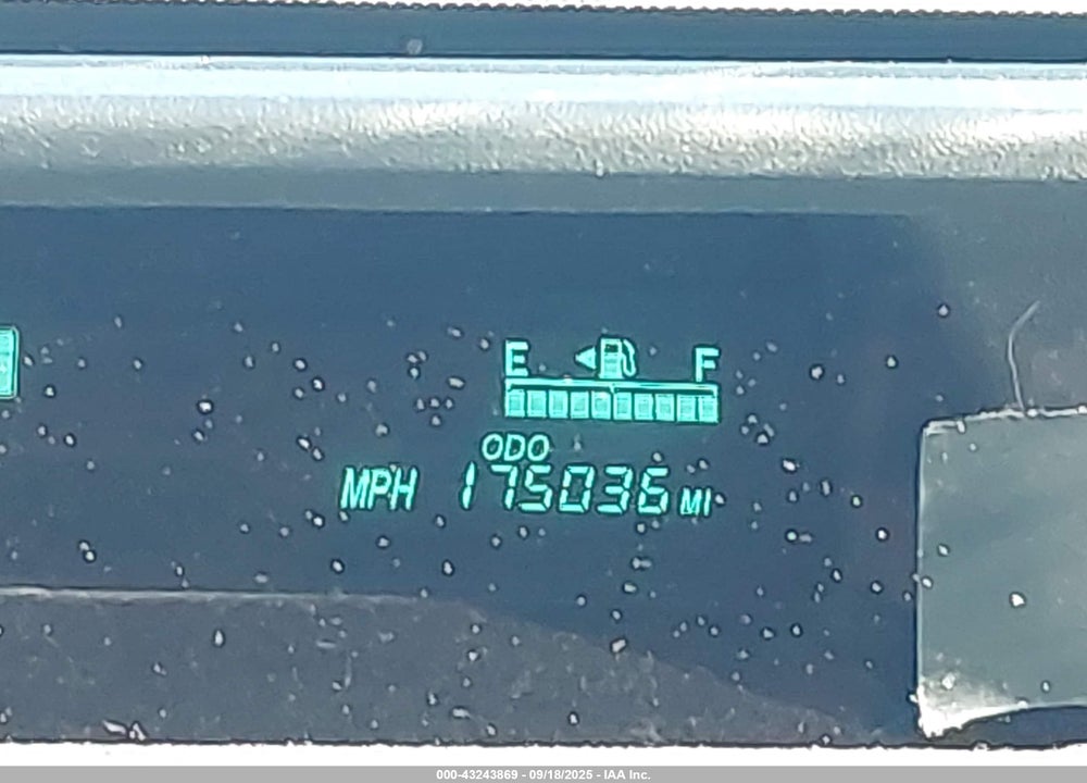 2008 TOYOTA PRIUS TOURING VIN: JTDKB20U883452757