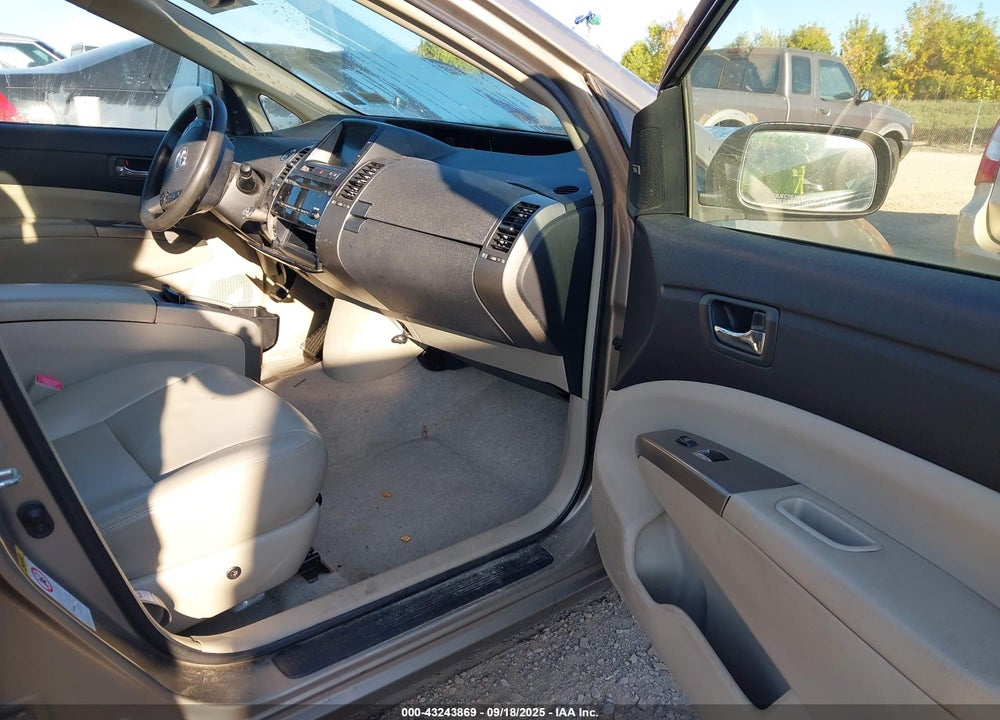 2008 TOYOTA PRIUS TOURING VIN: JTDKB20U883452757