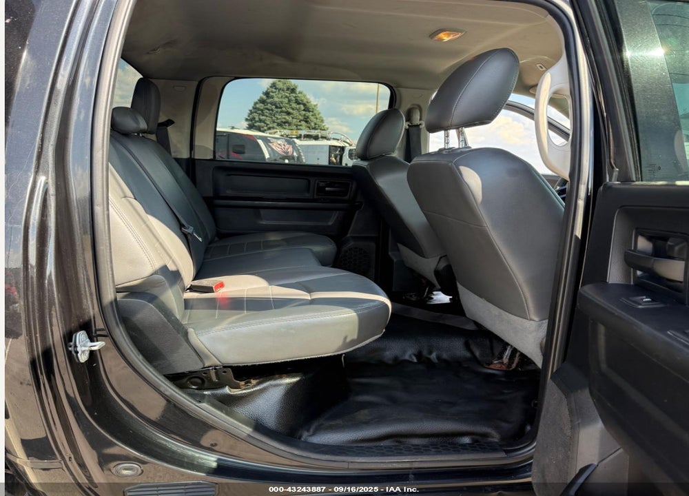 2018 RAM 5500 CHASSIS TRADESMAN/SLT/LAIE VIN: 3C7WRMEL5JG317931